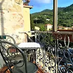 La Loggia Πανσιόν Λεβάντο