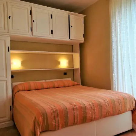 La Loggia Pensión 4*