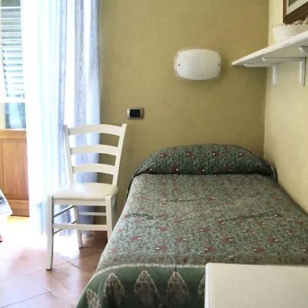 La Loggia Pensión Levanto