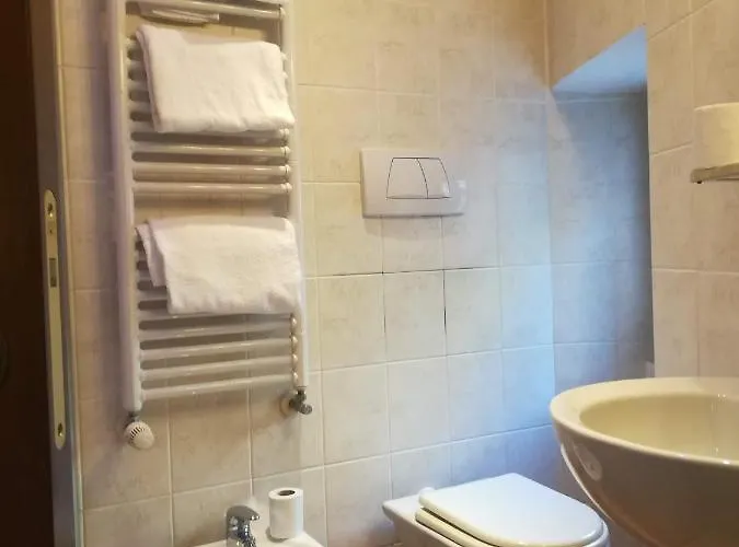 Πανσιόν La Loggia Λεβάντο