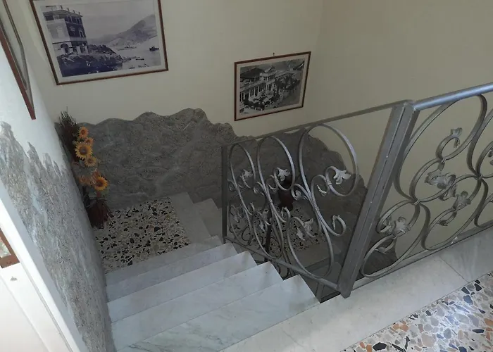 La Loggia Λεβάντο