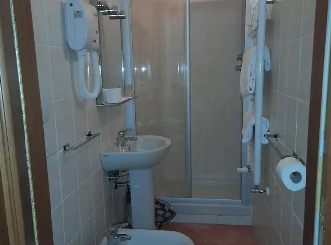 Πανσιόν La Loggia 4*